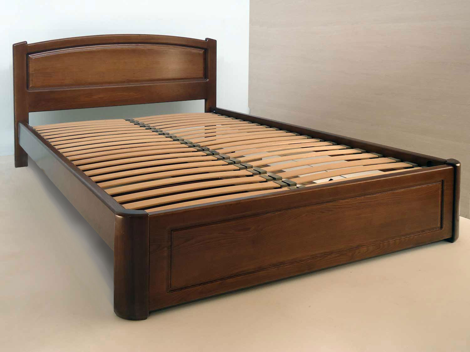 двуспальная кровать массив с тумбочками